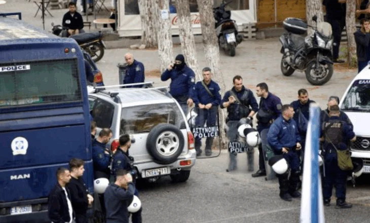 Terror në një fshat të Kretës, 2 të vdekur pas përplases me armë mes dy familjeve në konflit prej vitesh