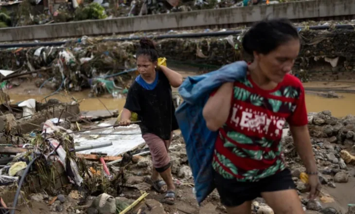 Thellohet bilanci nga tajfuni “Kalmaegi” në Filipine, 114 të vdekur dhe mijëra të zhvendosur