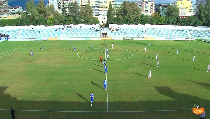 Tirana zhytet në fund, mposhtet edhe nga Vora. 4 ndeshje në Kategorinë e Parë: Korabi, Lushnja dhe Kastrioti fitojnë në shtëpi