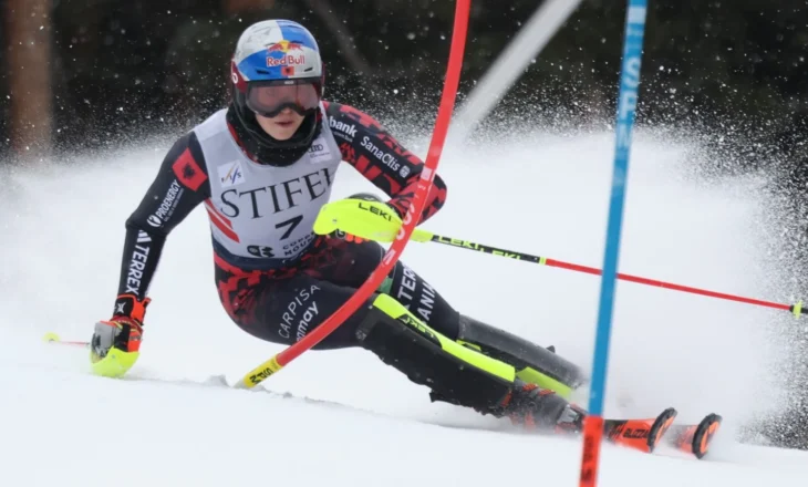 Tjetër podium për Lara Colturi, skiatorja shqiptare renditet e treta në garën e sllallomit në Amerikë
