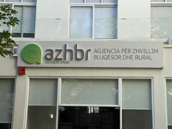 Tjetër skandal korrupsioni në AZHBR, pezullohen nga detyra 6 inspektorë (Emrat)