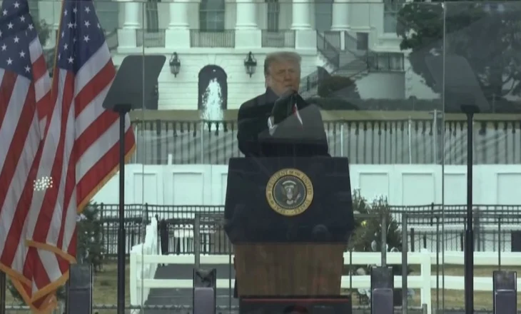 Tjetërsoi fjalimin e Presidentit, BBC i kërkon falje Trump, por refuzon të paguajë “gjobën”