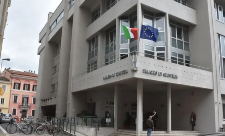 Trafikonte kokainë, dënohet shqiptari në Itali! Drogën e fshihte nën dyshek dhe vazo orizi…