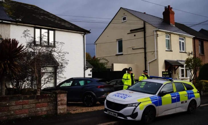 Tragjike në Britaninë e Madhe, foshnja 9-muajshe humb jetën pasi sulmohet nga qeni i familjes