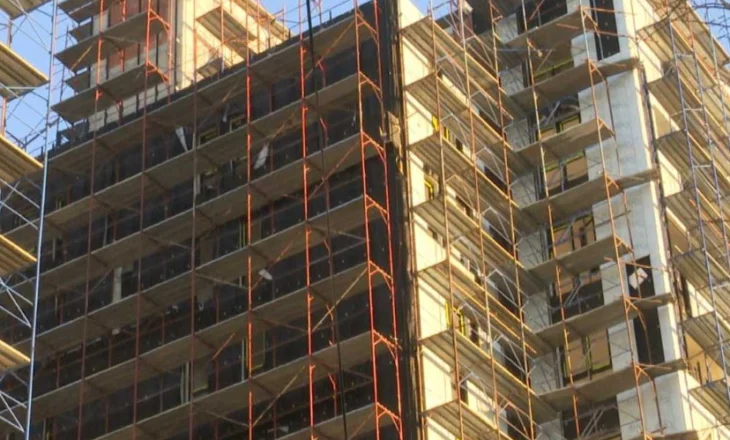 Tregu i pronave del jashtë kontrollit? Parashikimi tremb blerësit për 2026-n, shifrat ndezin alarmin