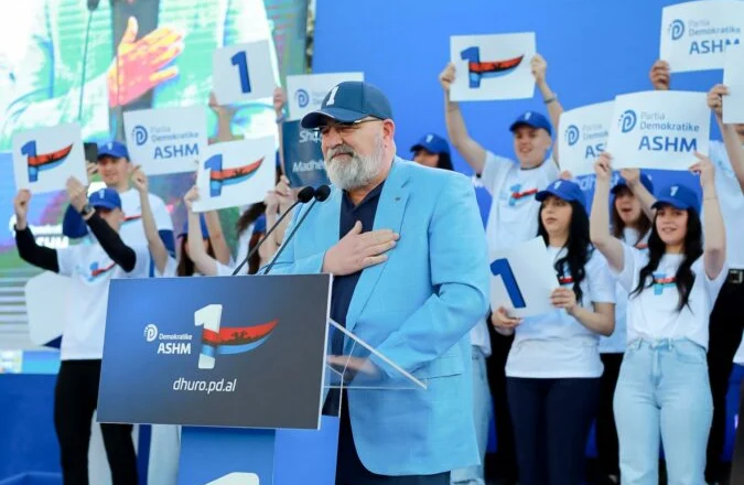 U angazhua nga PD për fushatën e zgjedhjeve të 11 majit/Mediat: Chris LaCivita u pagua në vlerën e 1 mln euro