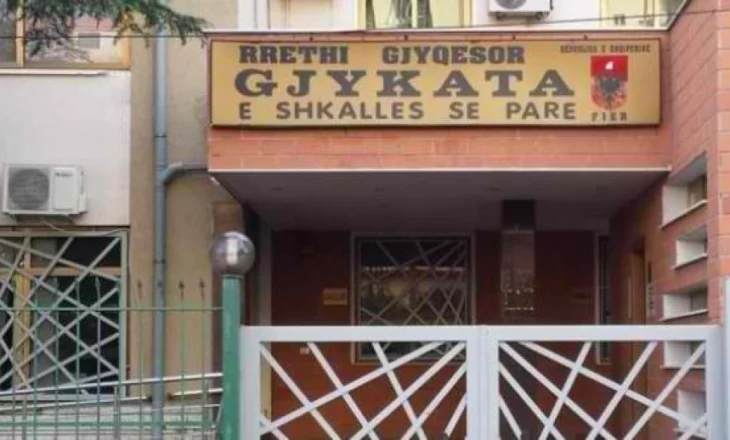 U arrestua për ryshfet! Mjeku imazherist nuk paraqitet në Gjykatën e Fierit, shkak…