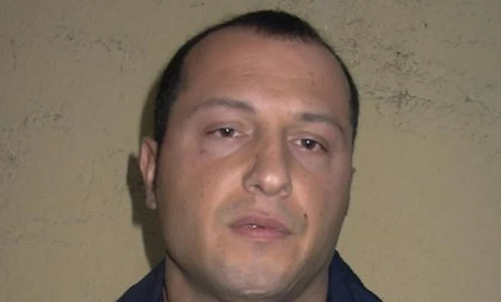 U dënua me 15 vite burg në mungesë, Gjykata e Lartë rikthen për gjykim dosjen e Domart Konjarit