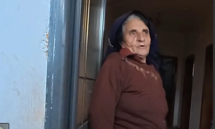 U helmuan e grabitën nga dhëndri në Librazhd, e moshuara flet: Sa mora pensionin, më tha pije këtë…