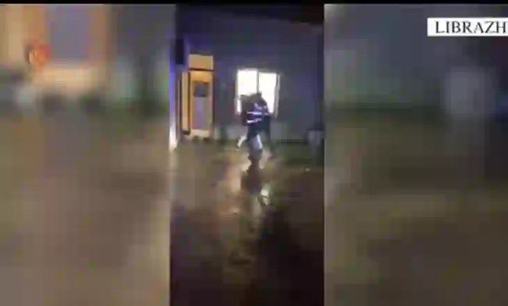 U helmuan e grabitën nga dhëndri në Librazhd, flet e moshuara: Sa mora pensionin, më tha pije këtë…