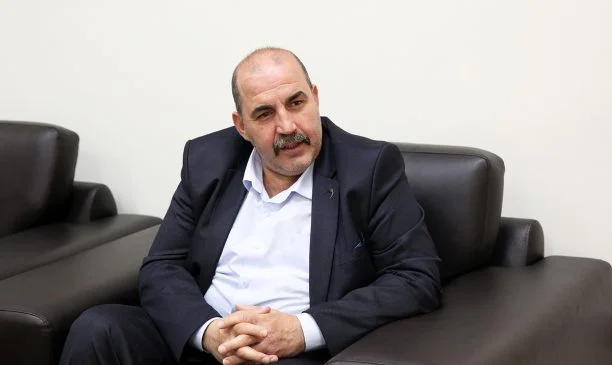 U paraqit sot për herë të dytë/ Ish-kreu i Burgjeve, Agim Ismaili merret zyrtarisht nën hetim për tentativën e…