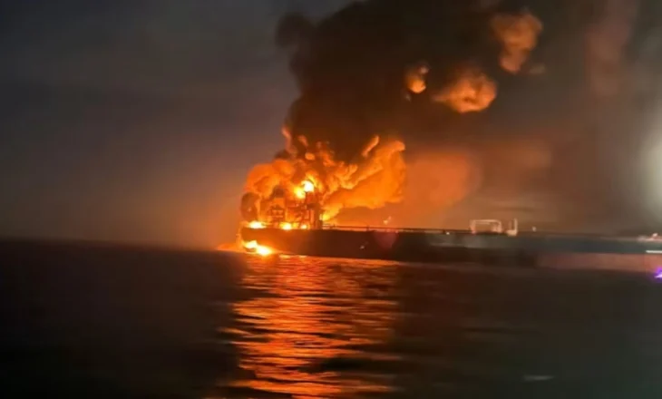 Ukraina godet me dronë nënujorë tankerat ruse të ‘flotës në hije’ në Detin e Zi, anijet po dërgonin ‘fshehur’ naftë te klientët