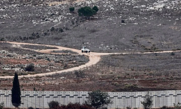 Ushtarët izraelitë qëllojnë mbi paqeruajtësit e OKB-së në Liban
