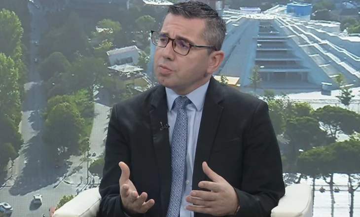 “Vaksina ka ndikuar në shtimin e divorceve”, avokati: Mes çifteve shqiptare ndryshoi sjellja pas pandemisë