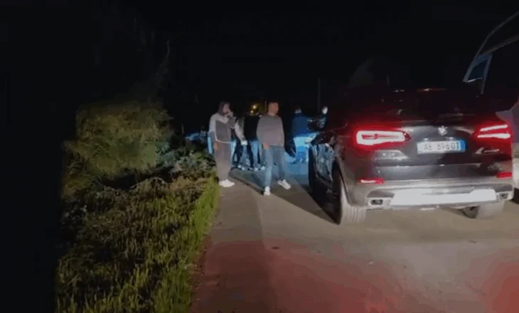 VIDEO/ Aksident në aksin Fier-Seman, makina përplaset me karrocën