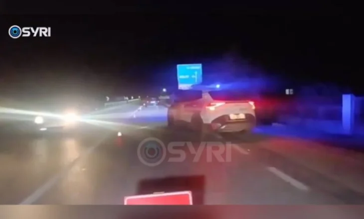 VIDEO/ Aksident në aksin Lushnjë-Berat, makina përplas këmbësoren