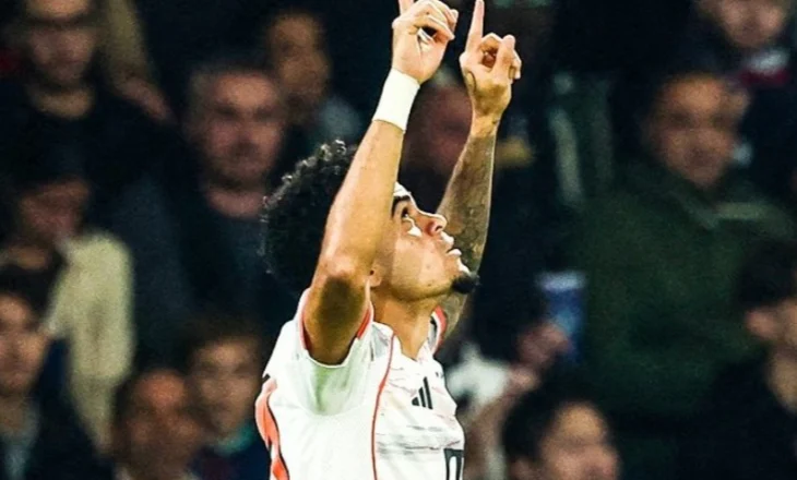 VIDEO: Nis vrullshëm PSG-Bayern, shënon 75 milionshi. Befasohet Juventus