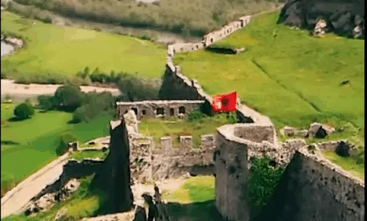 VIDEO/ Partitë Popullore Europiane urojnë 28 Nëntorin: Gëzuar Pavarësinë, Shqipëri