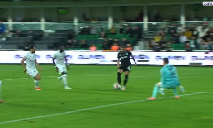 VIDEO/ Taulant Seferi “abonohet me golin” në Turqi, sulmuesi shqiptar është në garë për golashënuesin më të mirë