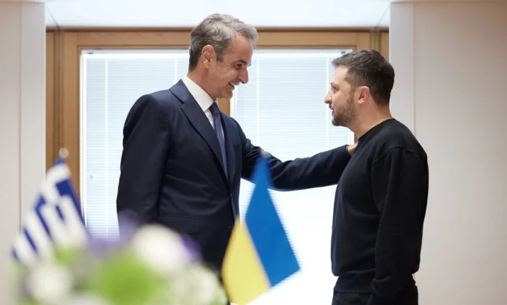 Vizita e Zelenskyt në Greqi nën masa të rrepta sigurie dhe me orare ‘sekrete’, çfarë do t’i kërkojë Presidenti ukrainas Athinës zyrtare?