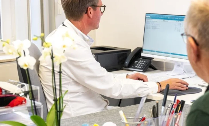 Vizita juaj e parë te urologu: Çfarë mund të presin burrat