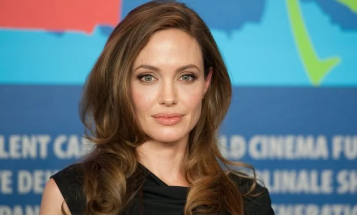 Vizta pranë vijës së frontit, Angelina Jolie përshkruan kërcënimin e përditshëm të dronëve në Ukrainë