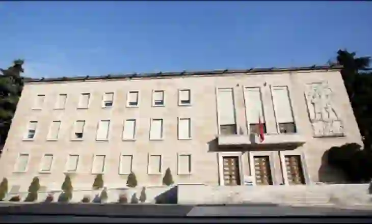 VKM/ Lirohen nga detyra prefektët në qarqet Gjirokastër e Shkodër. Ja cilët emërohen (EMRAT)