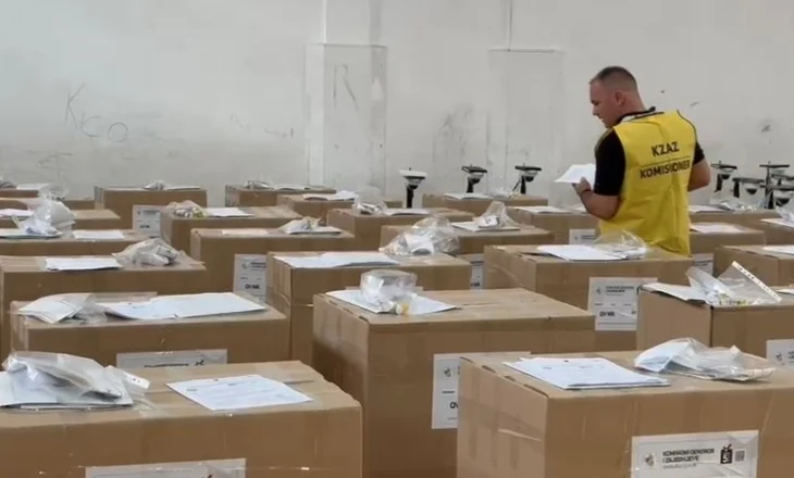 Vlora në prag të zgjedhjeve/ Mbi 173 mijë qytetarë priten të votojnë për kryebashkiakun e ri. Nis shpërndarja e bazës materiale