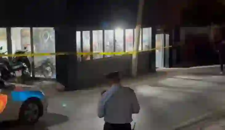 Vlorë/ Shpërthim me tritol para banesës së 63-vjeçares, policia në kërkim të autorëve