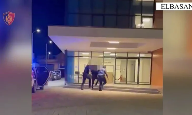 Vodhi sende me vlerë në një banesë dhe i fshehu në lokalin e tij, arrestohet 31-vjeçari në Elbasan