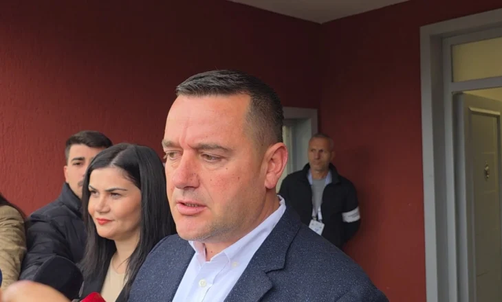 Voton kandidati socialist në Mat, Altin Bojni: Sot dita e fjalës së lirë, dilni votoni