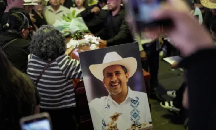 Vrasja e kryebashkiakut meksikan Carlos Manzo/ Arrestohen 7 truprojat e tij, zbulohet roli i tyre