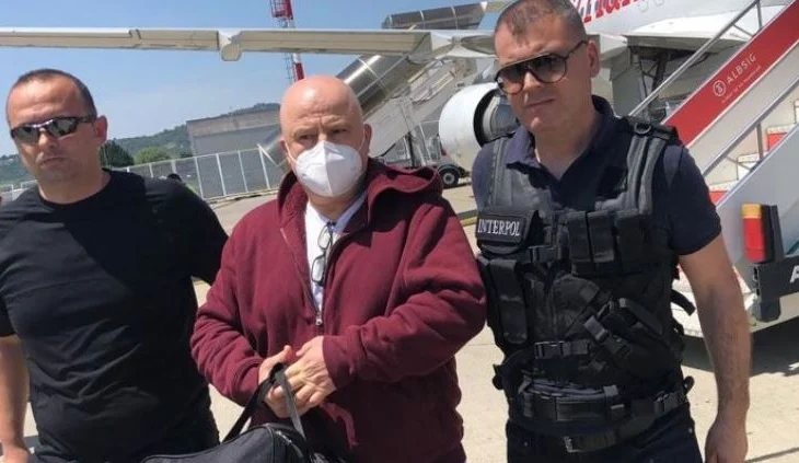 Vrau 2 persona pas debatit për makinat, prokuroria kërkon 25 vjet burg për ish-policin