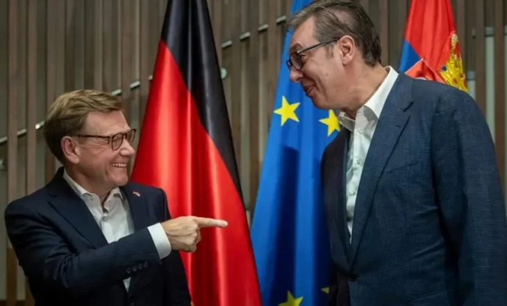 Vuçiç kërkon boshllëqe në politikën gjermane