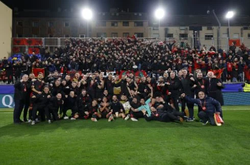 Zbulohen oraret e ndeshjeve të play off-it/ Shqipëria dhe Kosova, luajnë njëkohësisht