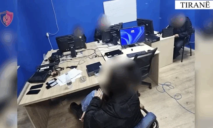 Zbulohet call center-i që mashtronte të huajt me bursa fiktive, arrestohet menaxheri dhe dy punonjës