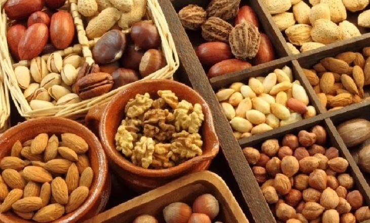 Zbuloni 4 frutat që forcojnë zemrën, kockat dhe trurin