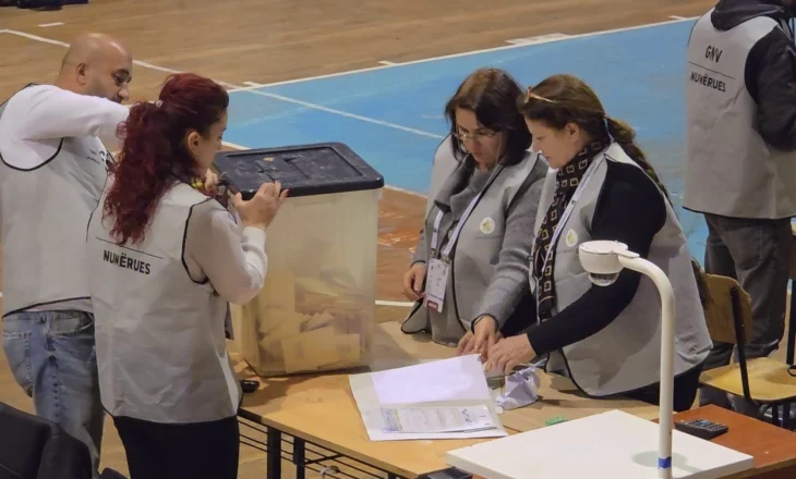 Zgjedhjet e pjesshme/ Nis numërimi i kutive të votimit në Mat