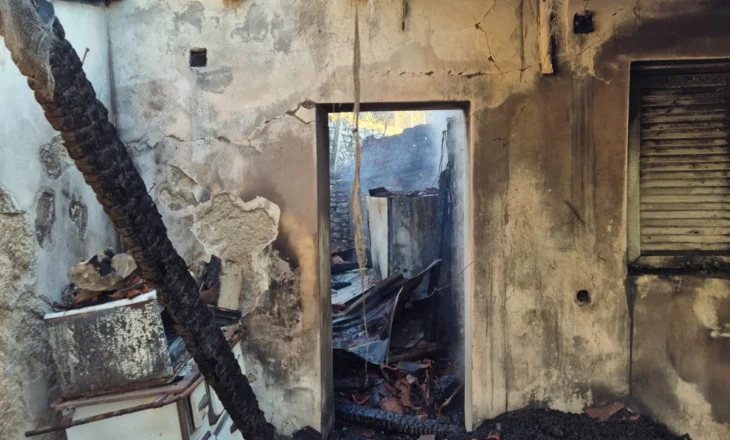 Zjarr në Vlorë, përfshihet nga flakët një banesë