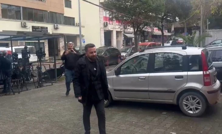 “Zjarrr… duhen nesër me firmë”/ Kryebashkiaku Erion Isai paraqitet sërish në SPAK për tenderat që po hetohet