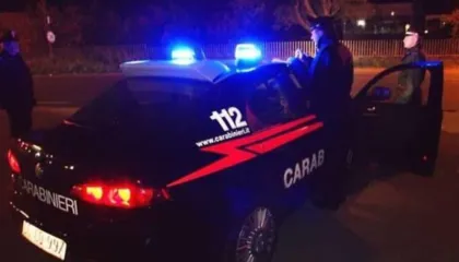 “1 mijë euro ose…”! 20-vjeçari shqiptar plagoset gjatë tentativës për t’u arratiset, policia italiane e qëllon me armë