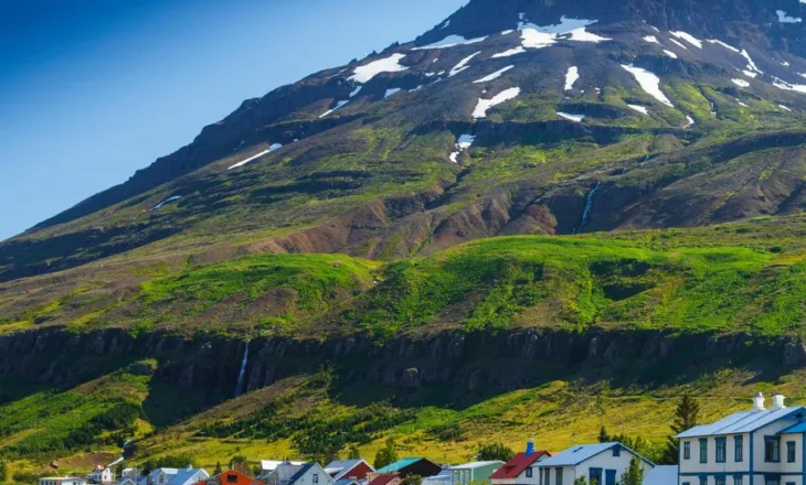 20°C në “tokën e akullt”, shteti nordik kalon Krishtlindjen më të nxehtë në histori, shfaqen mushkonjat për herë të parë
