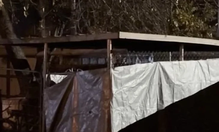 22-vjeçarja gjendet e mbyllur në kolibe, arrestohet gruaja që e kishte birësuar