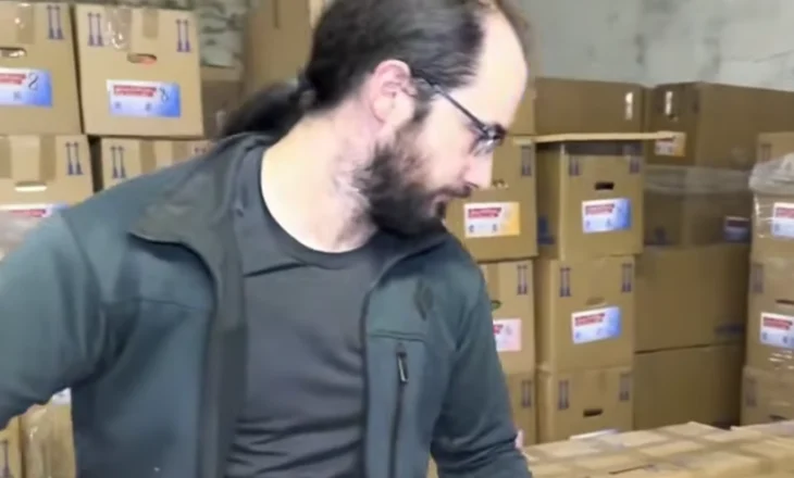 3 mijë dhurata për fëmijët e Mokrës, Librazhdit dhe Përrenjasit nga Gjermania