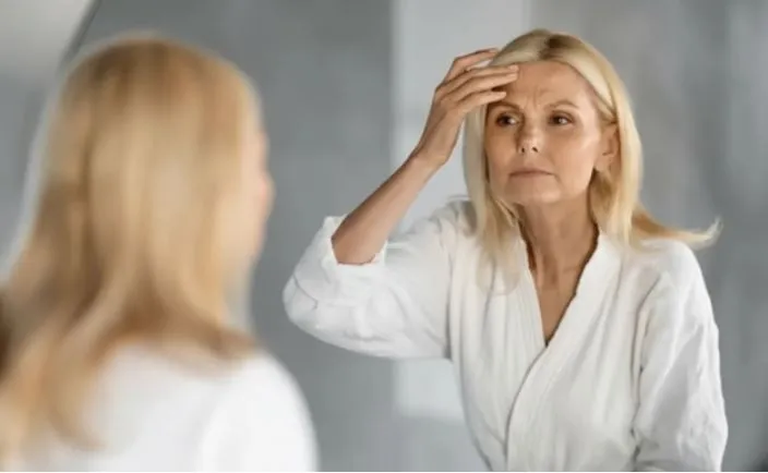 5 zakone të përditshme që e përshpejtojnë plakjen pa e kuptuar fare