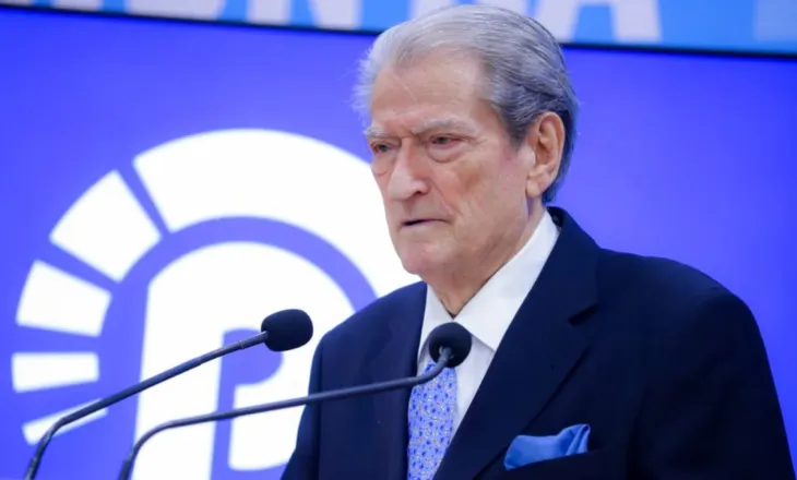 A do t’i rikthehen protestave në janar? Berisha tregon skenarin e opozitës