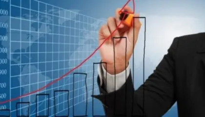 A është ekonomia në këmbë? Shteti mban rritjen, prodhimi dobësohet