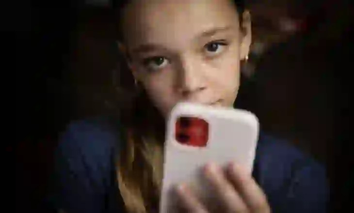 A mund të mbahen larg rrjeteve sociale? Australia po e bën, por fëmijët janë një hap përpara