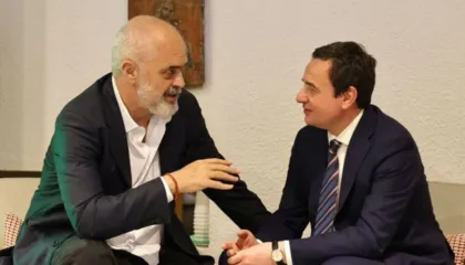Abilekaj: Nuk do të ketë kurrë paqe mes Ramës dhe Kurtit, nuk do të bashkëpunojnë në mënyrë të sinqertë