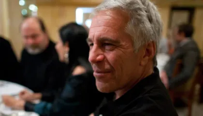 Administrata Trump mban “fjalën”, nis publikimi i dosjeve Epstein/ Çfarë pritet të ndodhë në SHBA